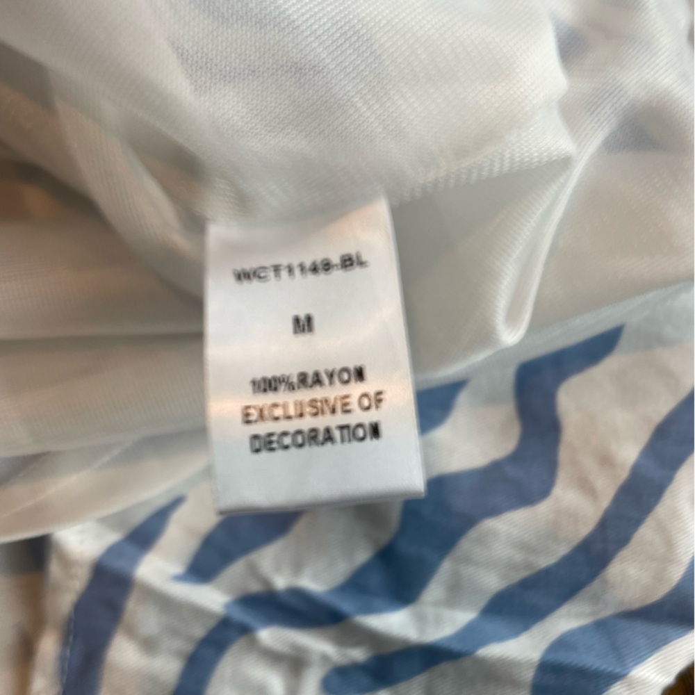THML Blue and White Pattern Short Sleeve Dress Boho- Size M - Picture 3 of 9